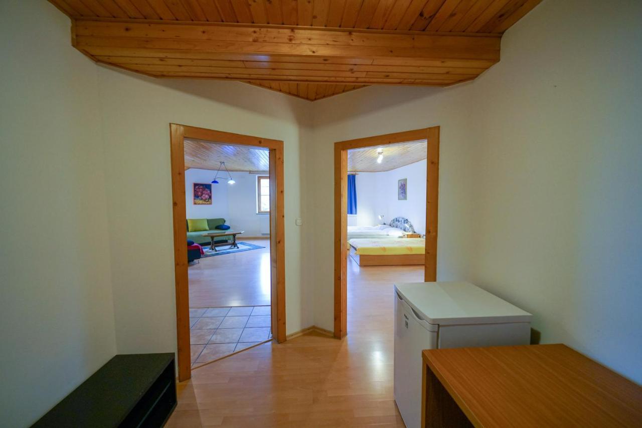 Penzion Fantazia Poprad - Self Check-In Exterior foto